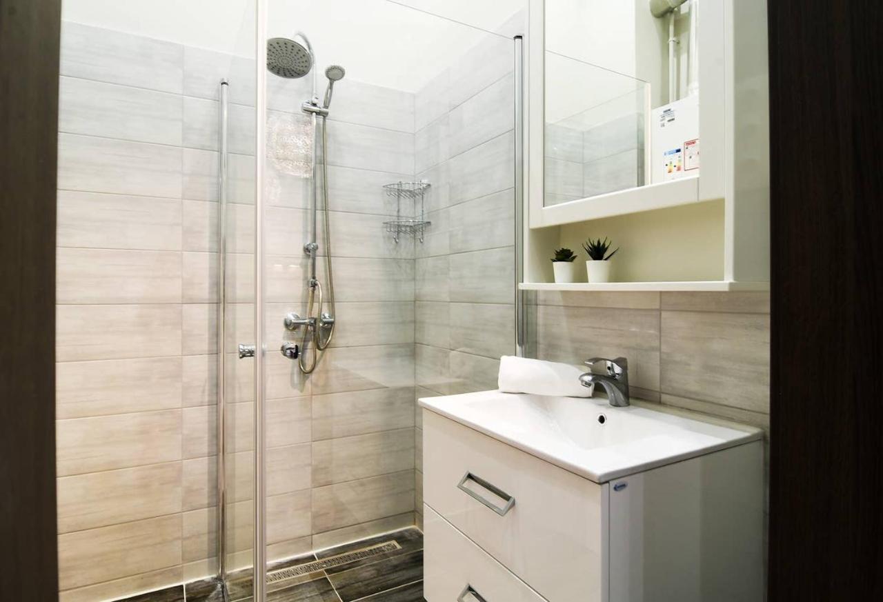 Ultra Central And Stylish Apartment With Ac บูดาเปสต์ ภายนอก รูปภาพ